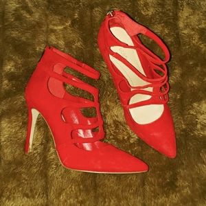 HOLIDAY SALE!!! Beautiful candy-apple red Sexy stilettos by BCBGeneration